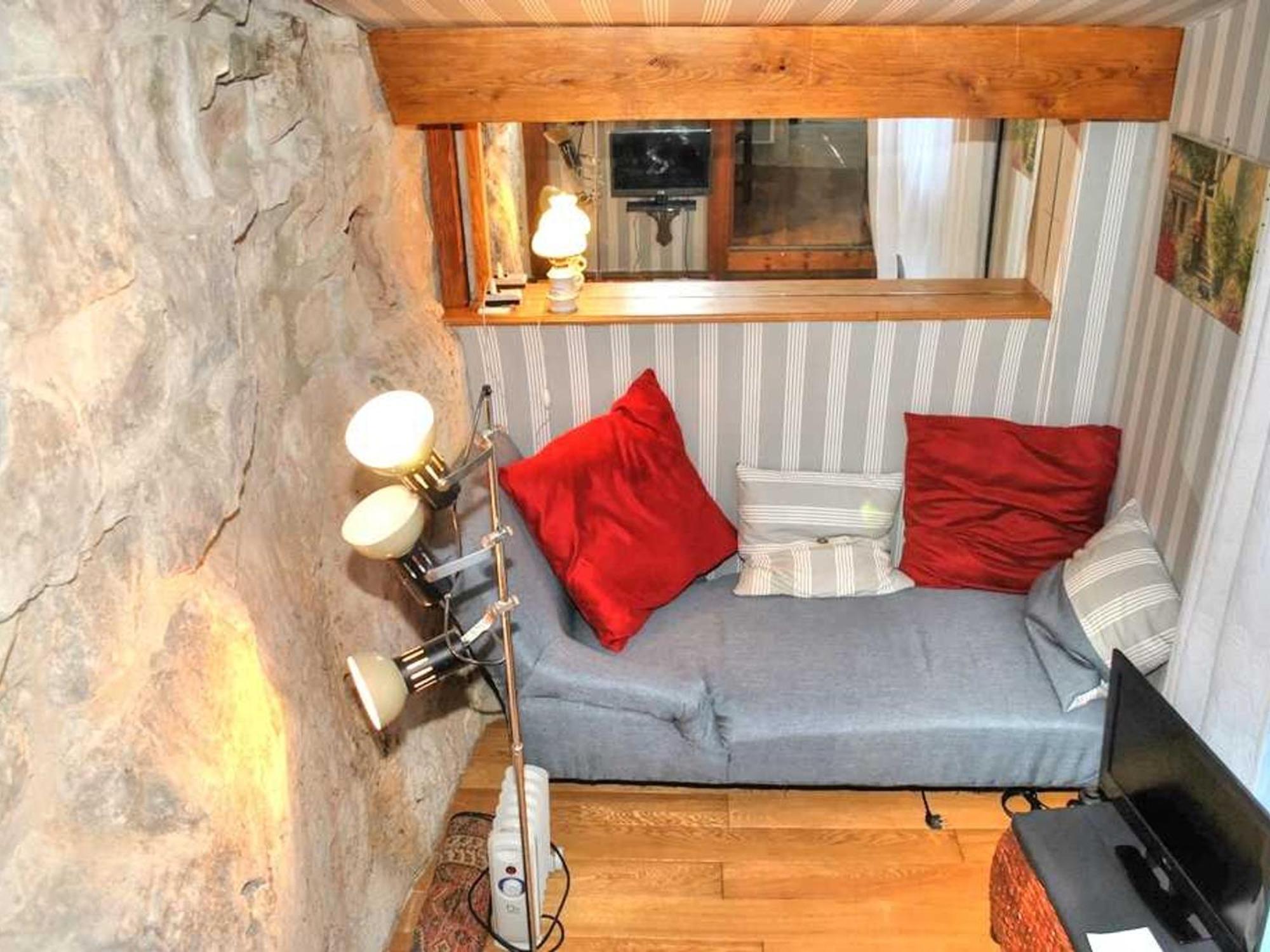 Location Unique En Ville, 3 Niveaux Avec Cave Voutee Et Troglodytique, Charme Et Authenticite En Touraine - Fr-1-381-162 Loches Bagian luar foto