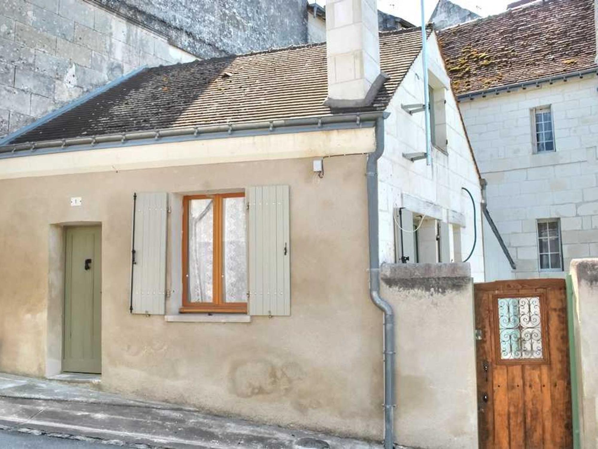 Location Unique En Ville, 3 Niveaux Avec Cave Voutee Et Troglodytique, Charme Et Authenticite En Touraine - Fr-1-381-162 Loches Bagian luar foto